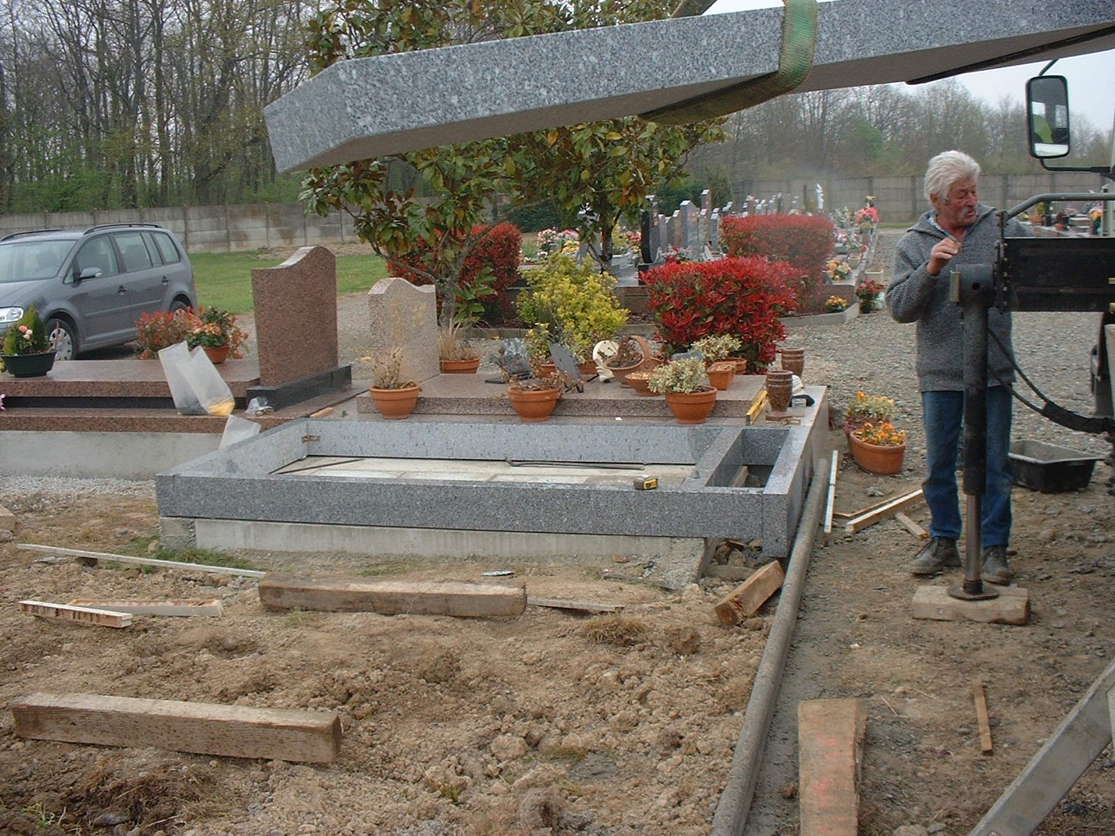 MONUMENT FUNERAIRE SC GRANIT